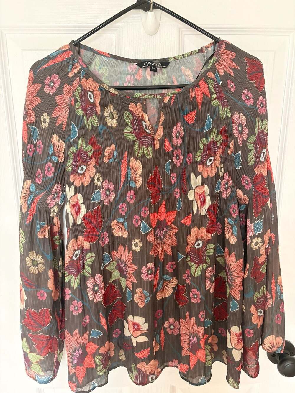 Charlie B Women's Pleated Floral Print Keyhole Neck Long Sleeve Blouse